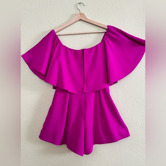 Sugarlips | Pink Ruffled Off-Shoulder Romper - Size S - Picture 7 of 7
